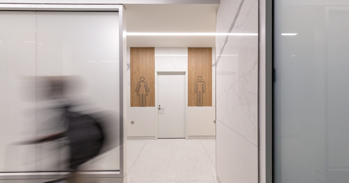 O'Hare International Airport Restroom Modernization Epstein